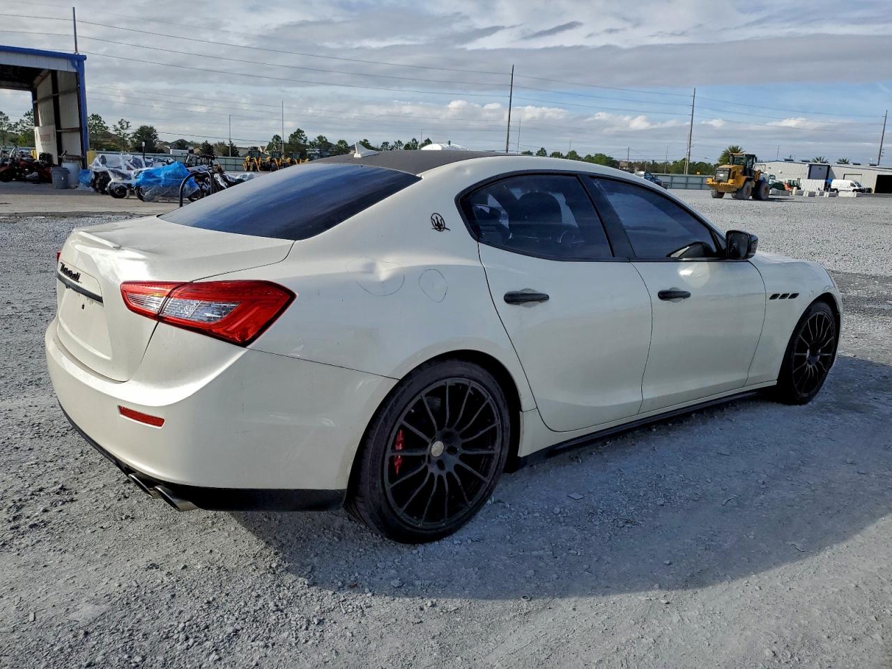 Maserati Ghibli S