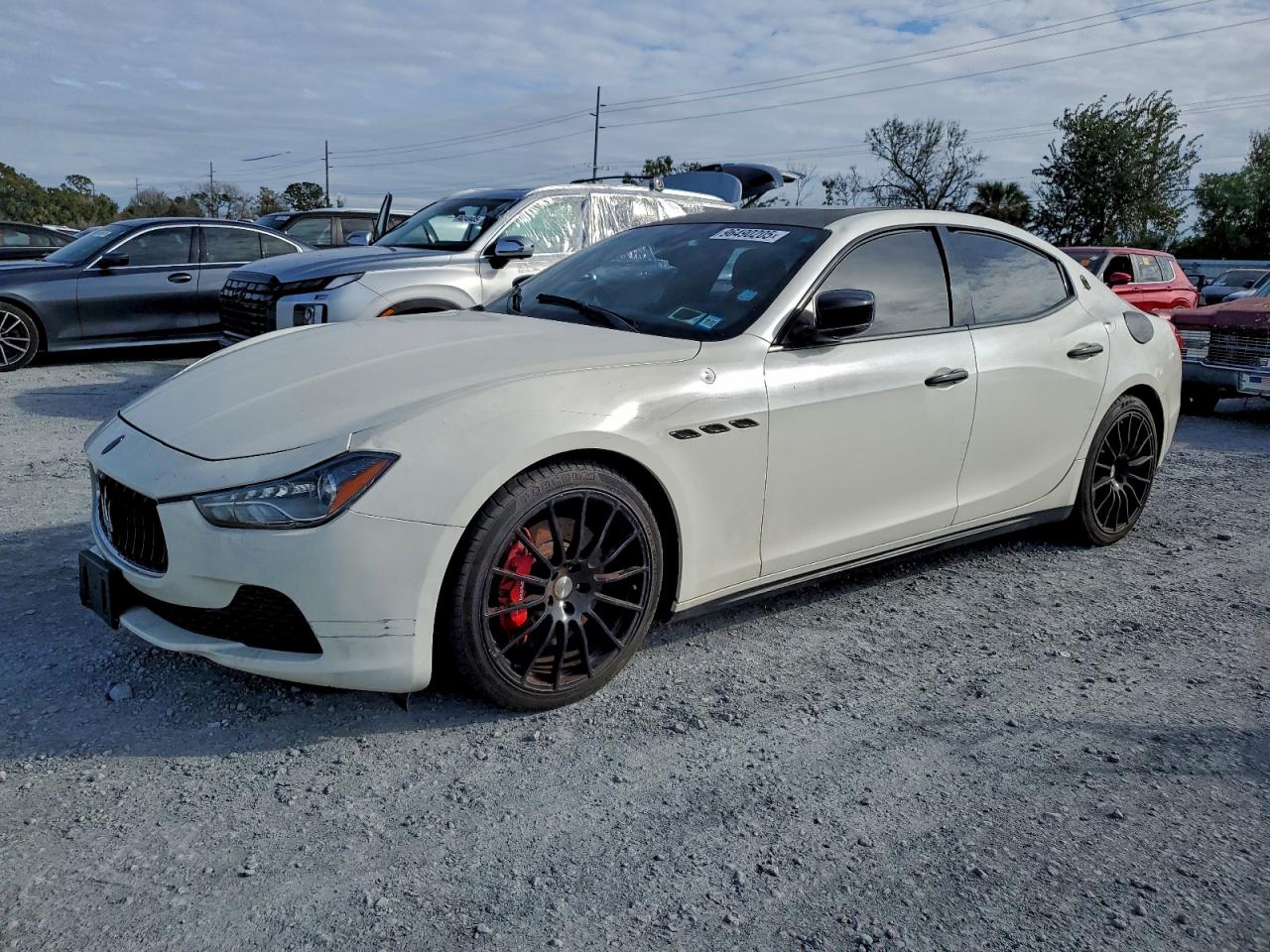 Salvage Maserati Ghibli Image