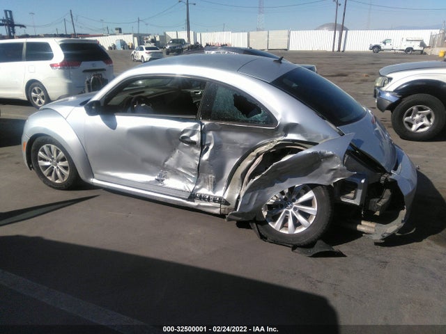 Volkswagen Beetle Coupe 1.8t Entry