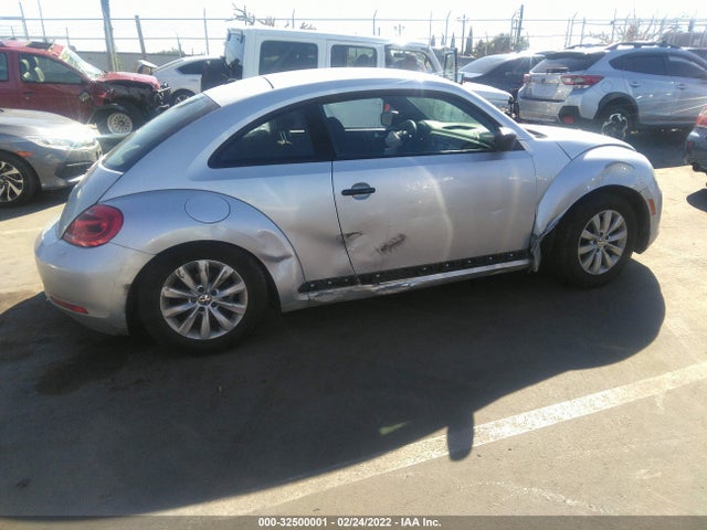 Volkswagen Beetle Coupe 1.8t Entry