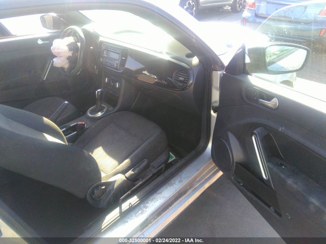 Volkswagen Beetle Coupe 1.8t Entry