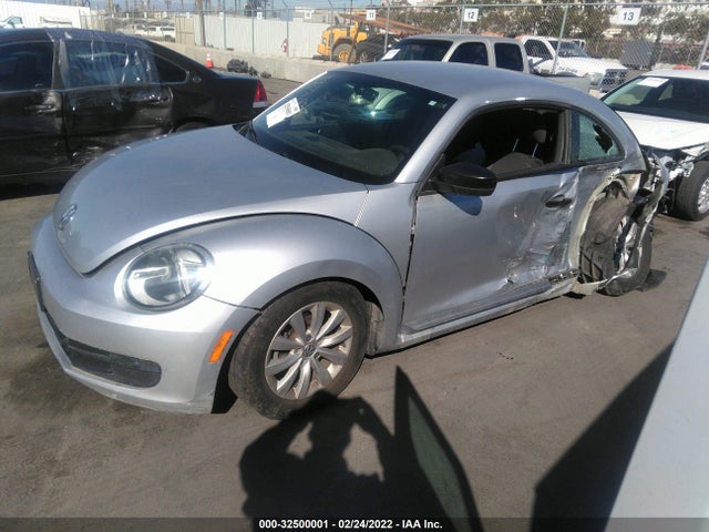 Volkswagen Beetle Coupe 1.8t Entry
