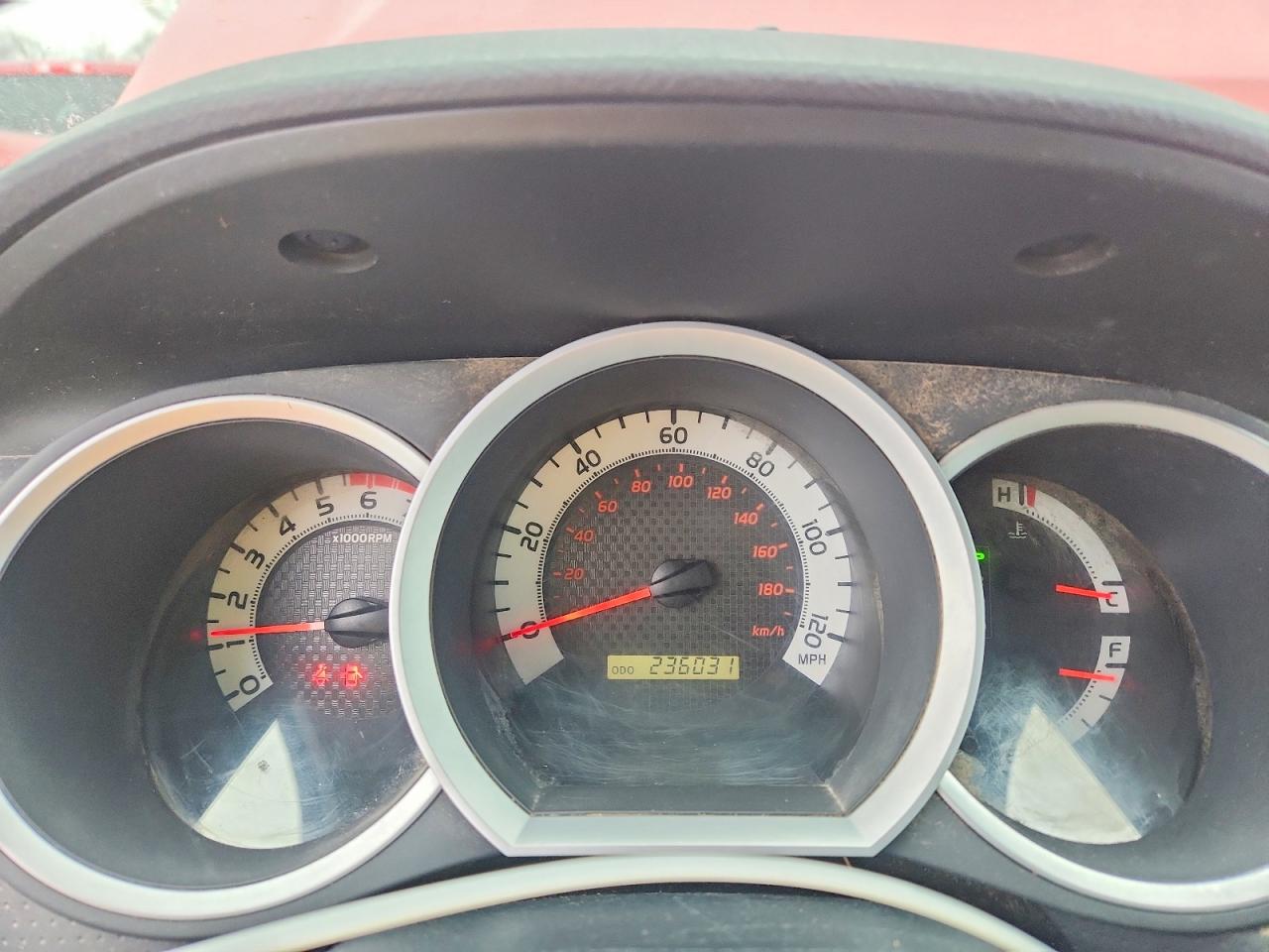 Toyota Tacoma Base