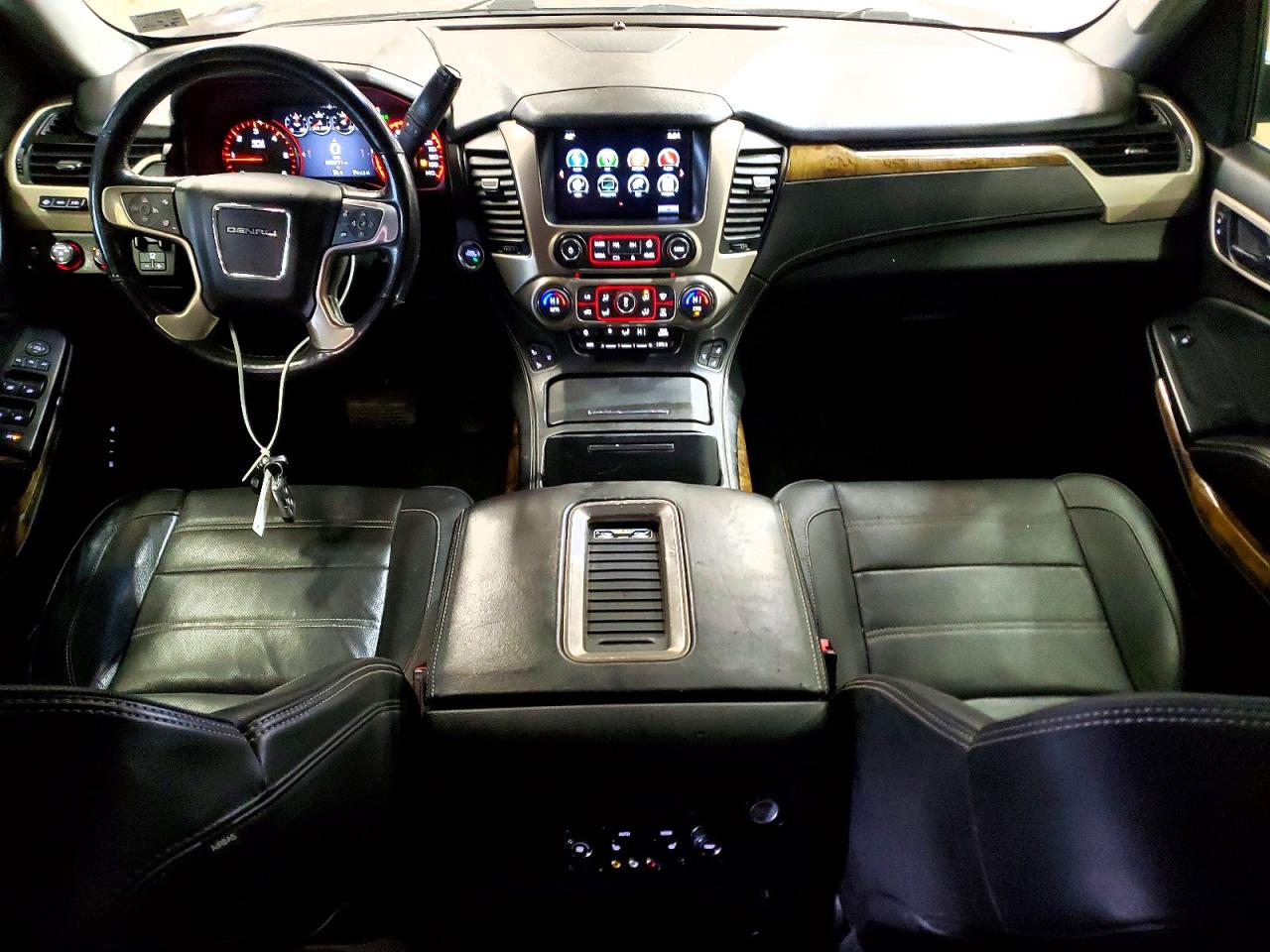 GMC Yukon Denali