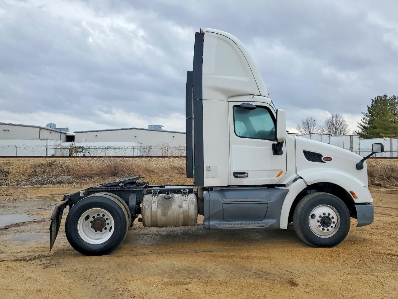 Peterbilt 579