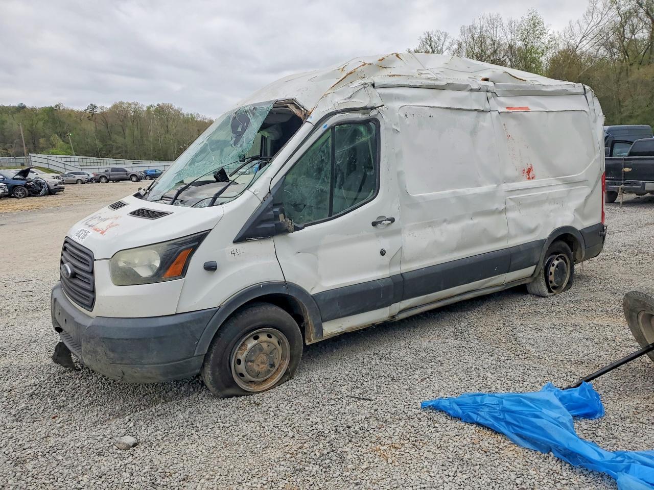 Salvage Ford Transit Image