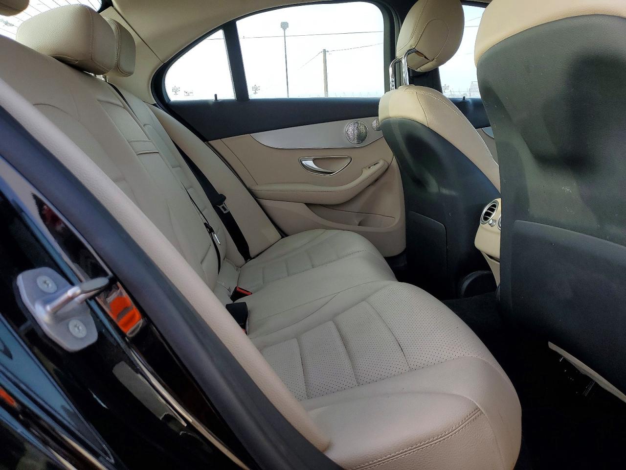 Mercedes-Benz C-Class 300