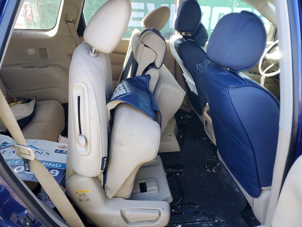 Nissan Pathfinder S