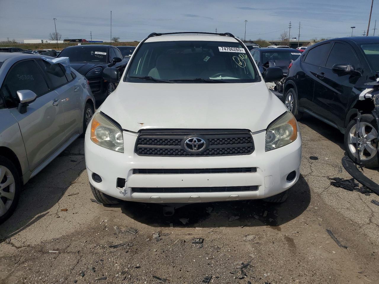 Toyota RAV4 Base