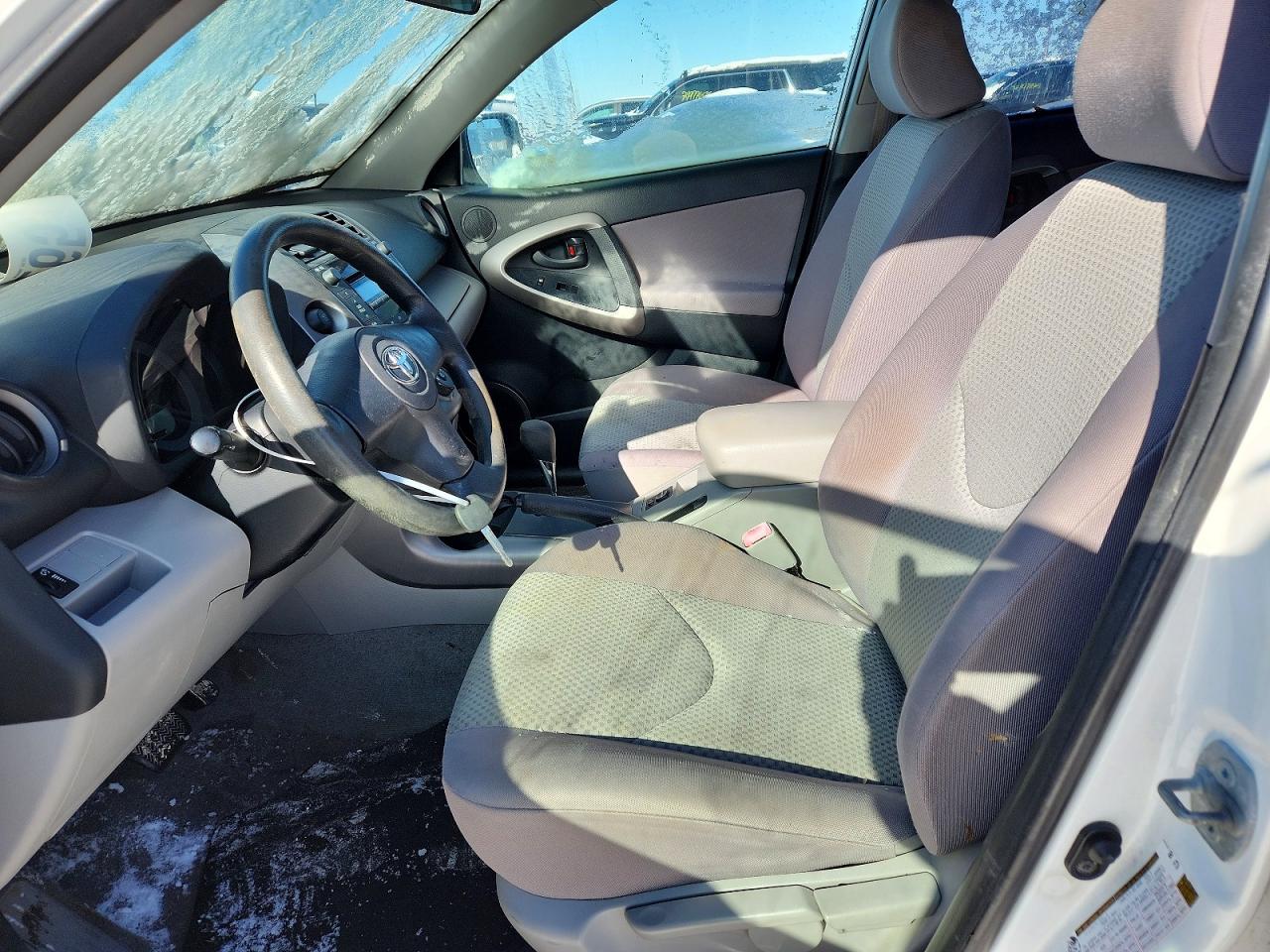 Toyota RAV4 Base
