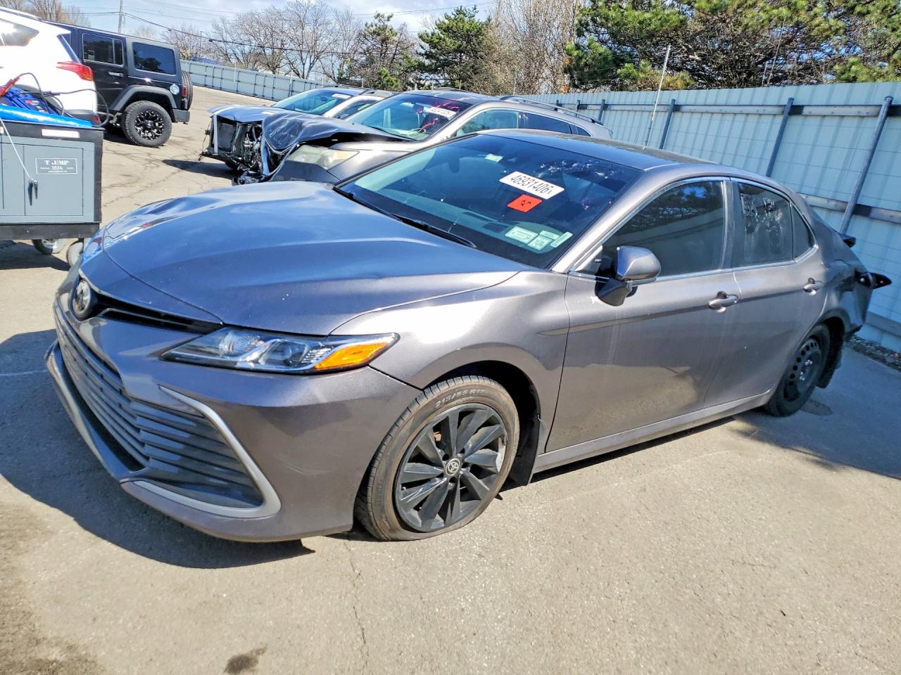 Salvage Toyota Camry Image