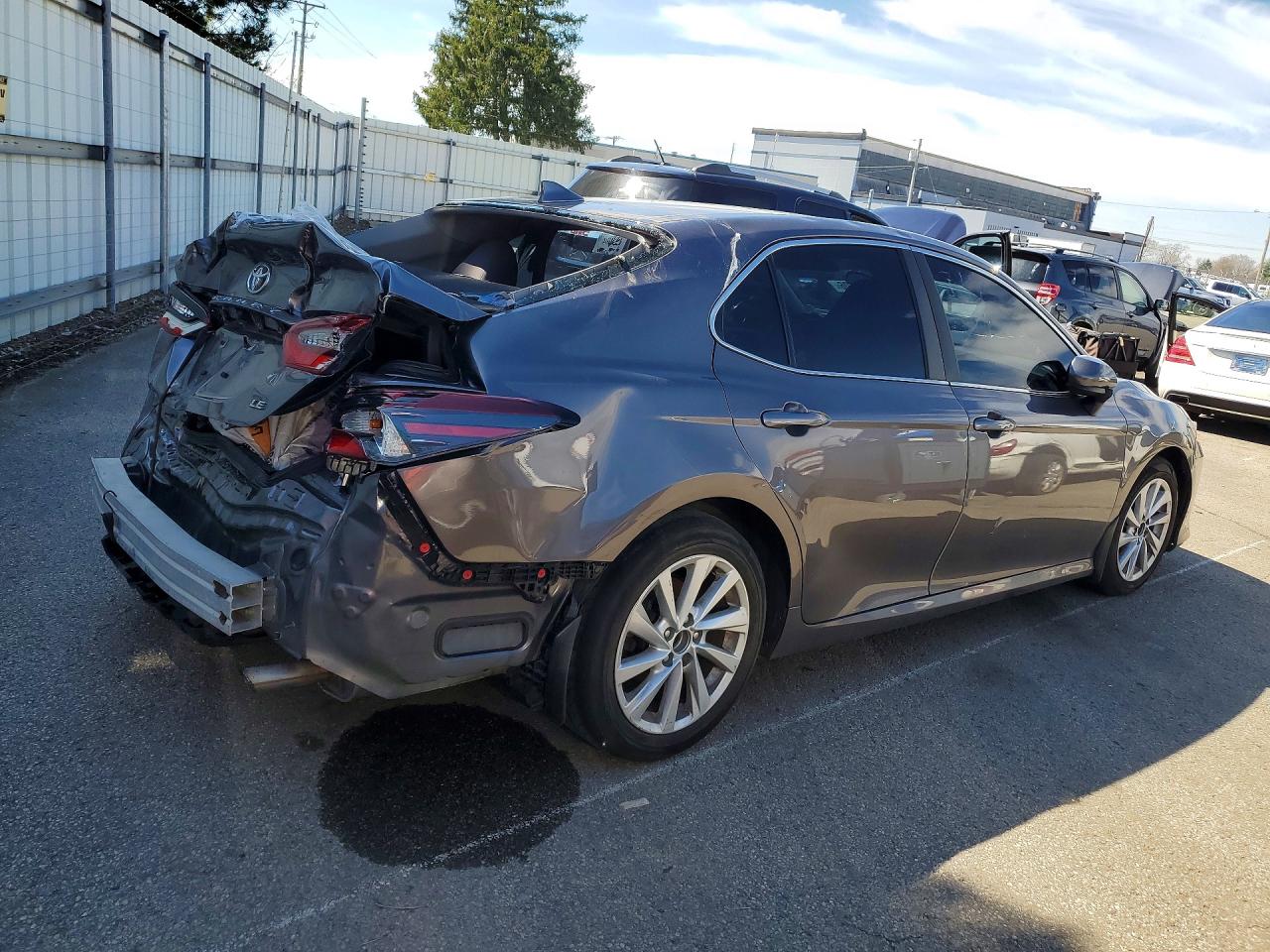 Toyota Camry Le