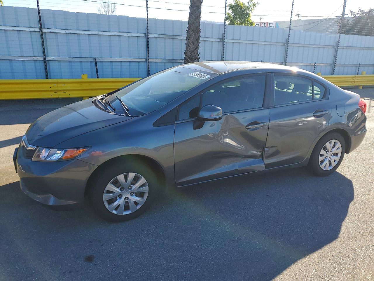 Salvage Honda Civic Image