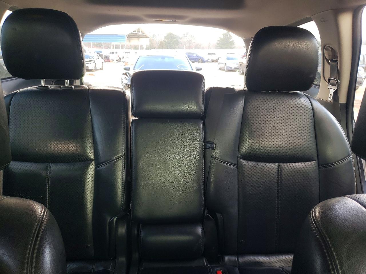 Nissan Pathfinder S
