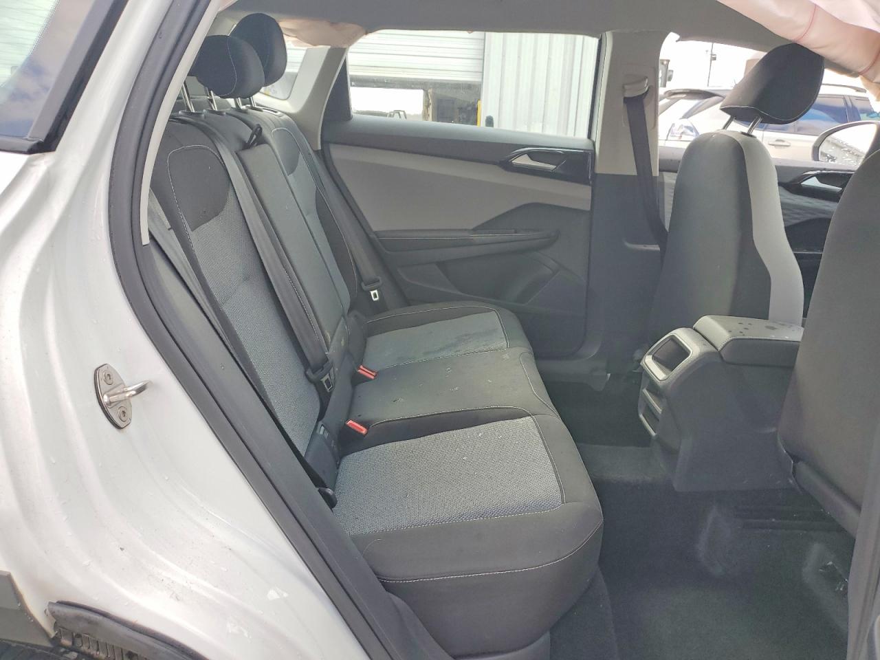 Volkswagen Taos S