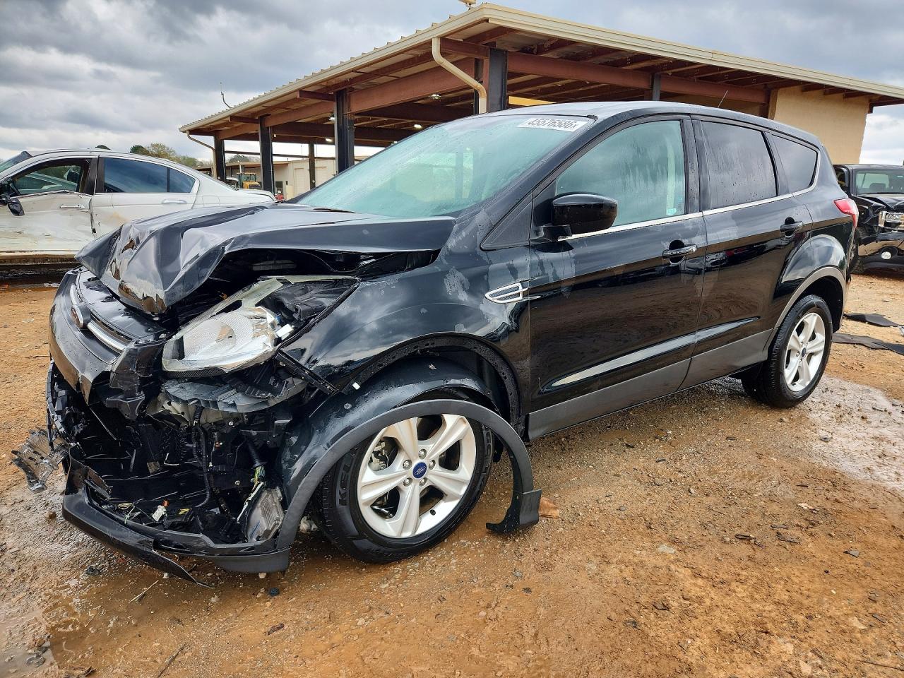Salvage Ford Escape Image