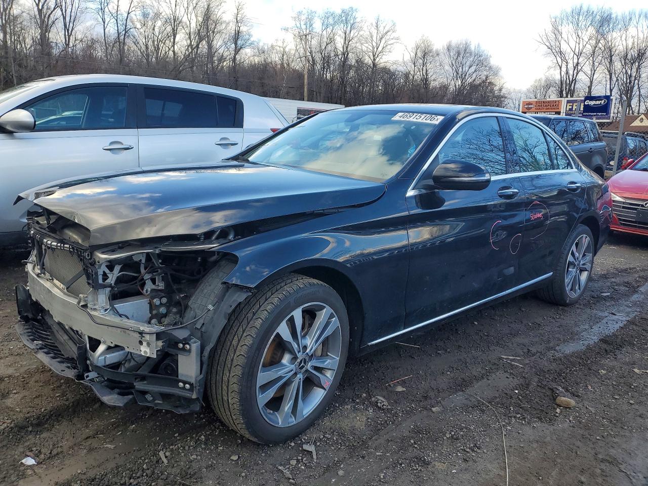 Salvage Mercedes-Benz C-Class Image