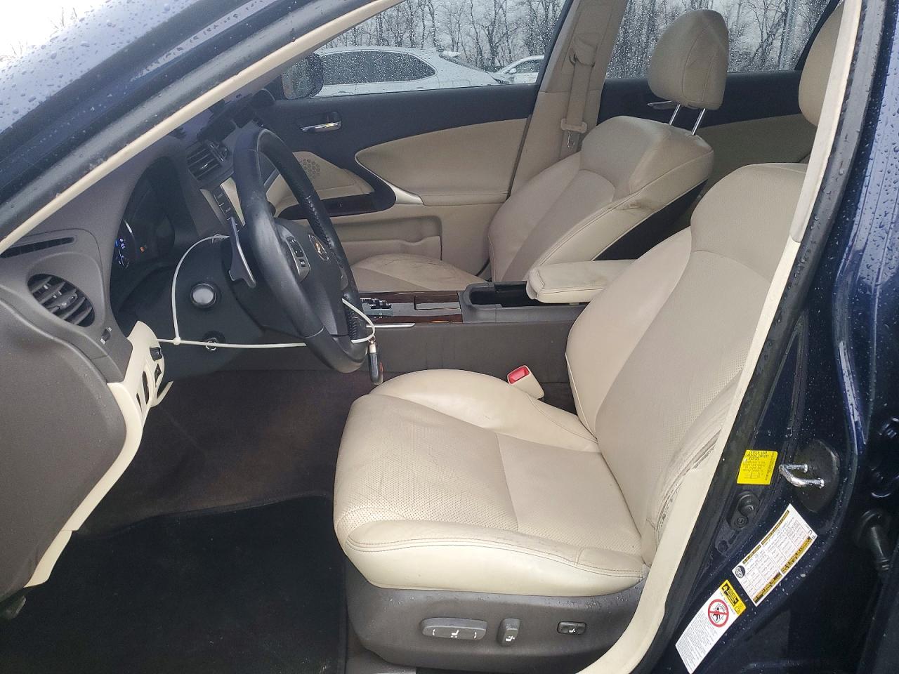 Lexus Is Base