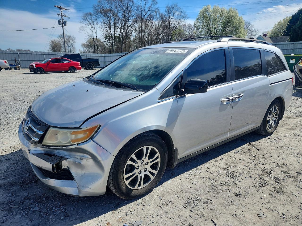 Salvage Honda Odyssey Image