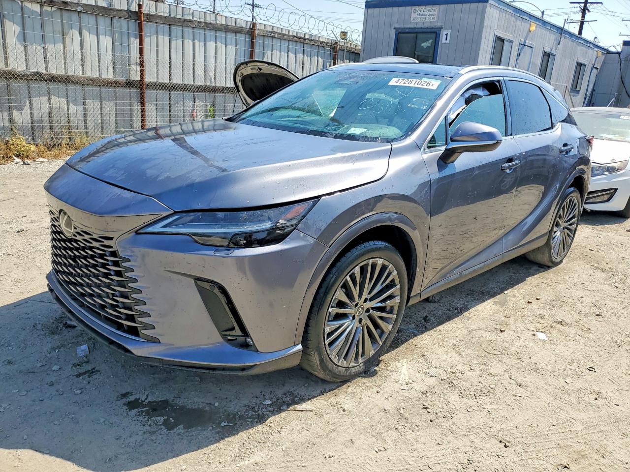 Salvage Lexus RX Image