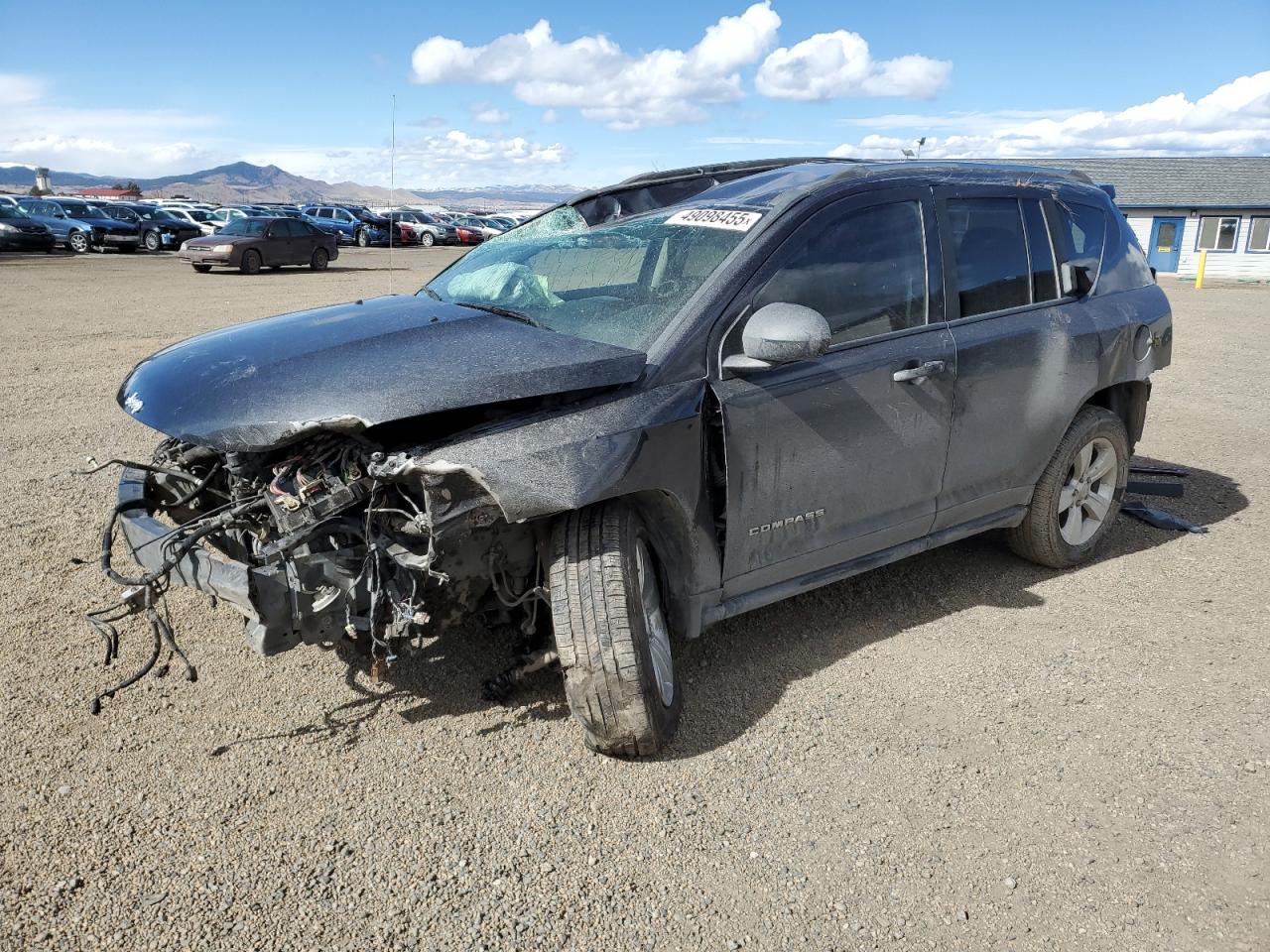 Salvage Jeep Compass Image