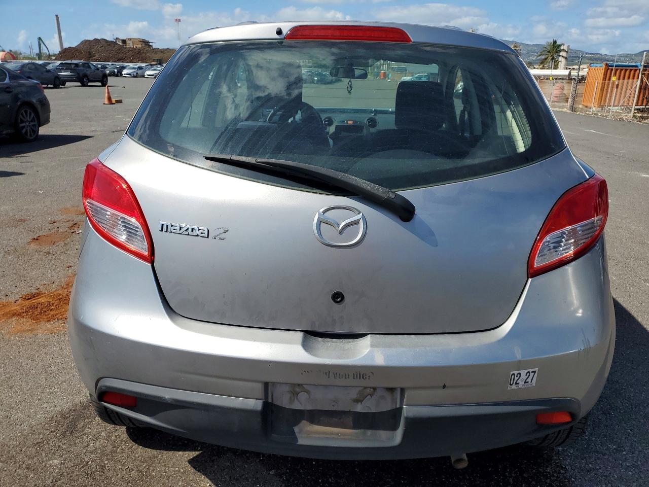 Mazda 2