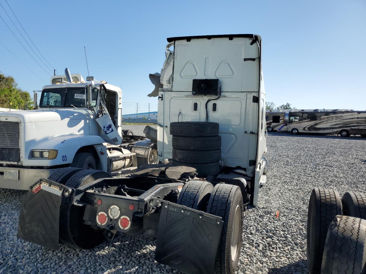 Freightliner Cascadia 126