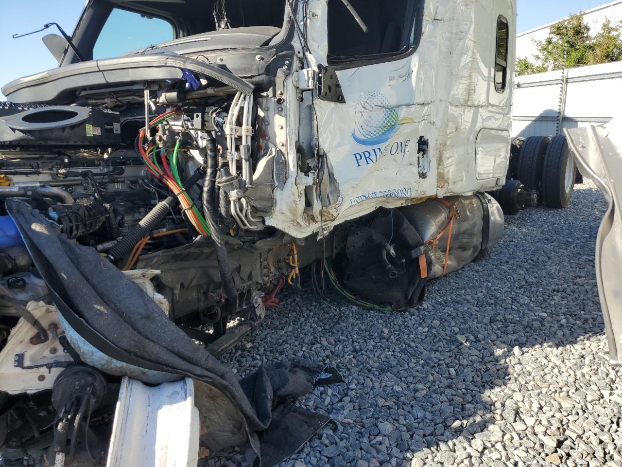 Freightliner Cascadia 126