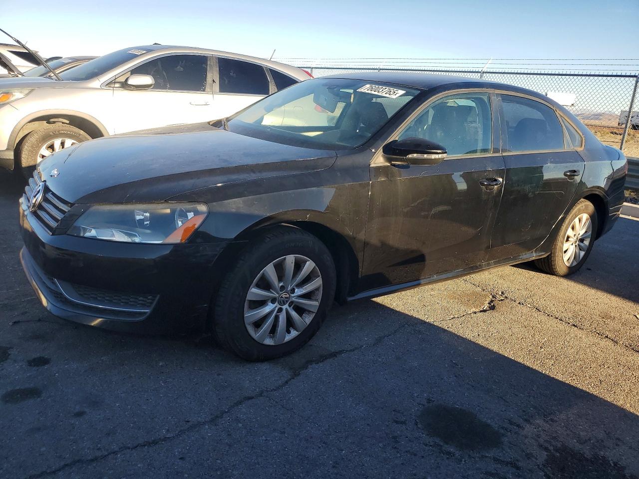 Salvage Volkswagen Passat Image