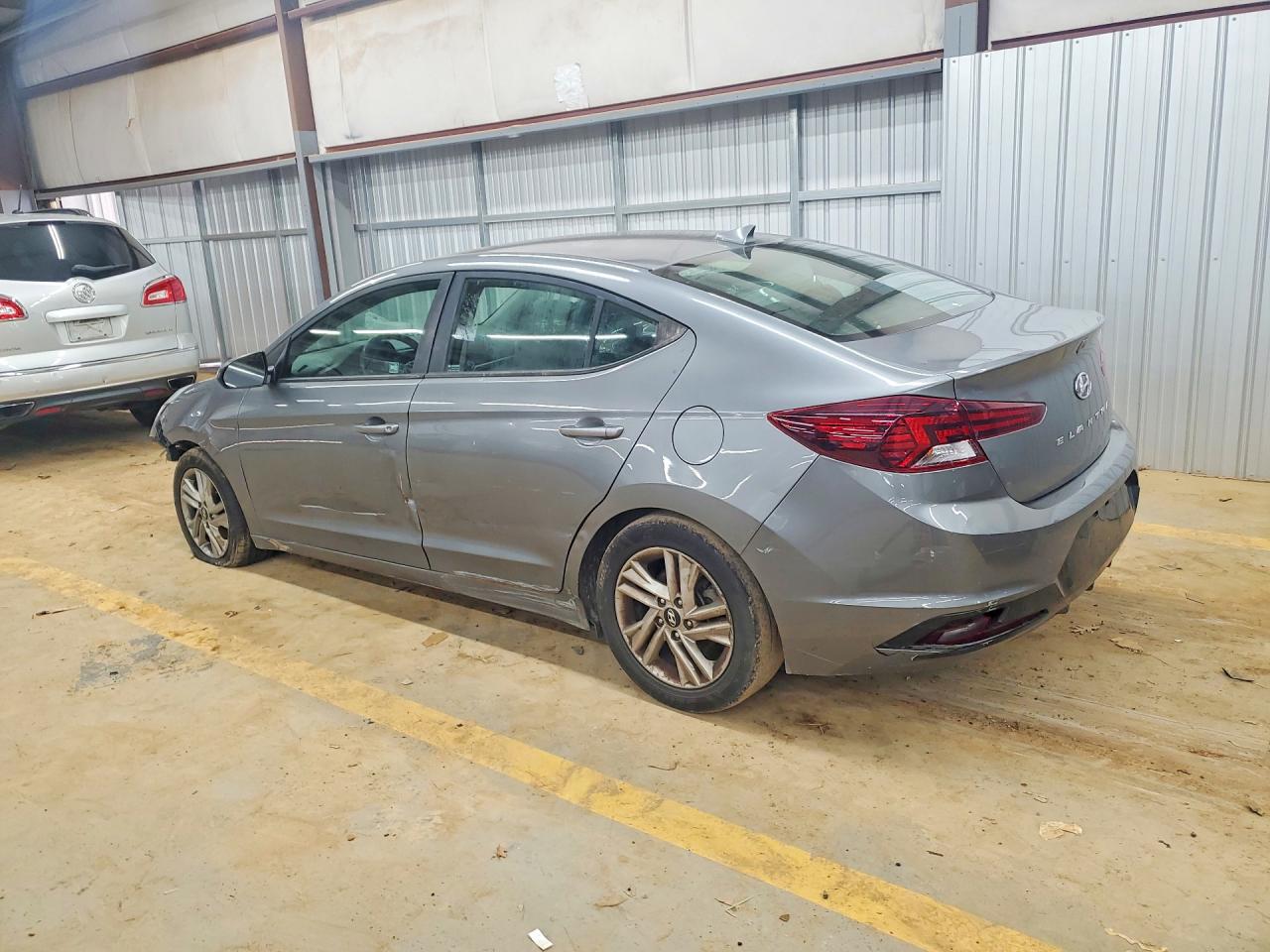 Hyundai ELANTRA Sel