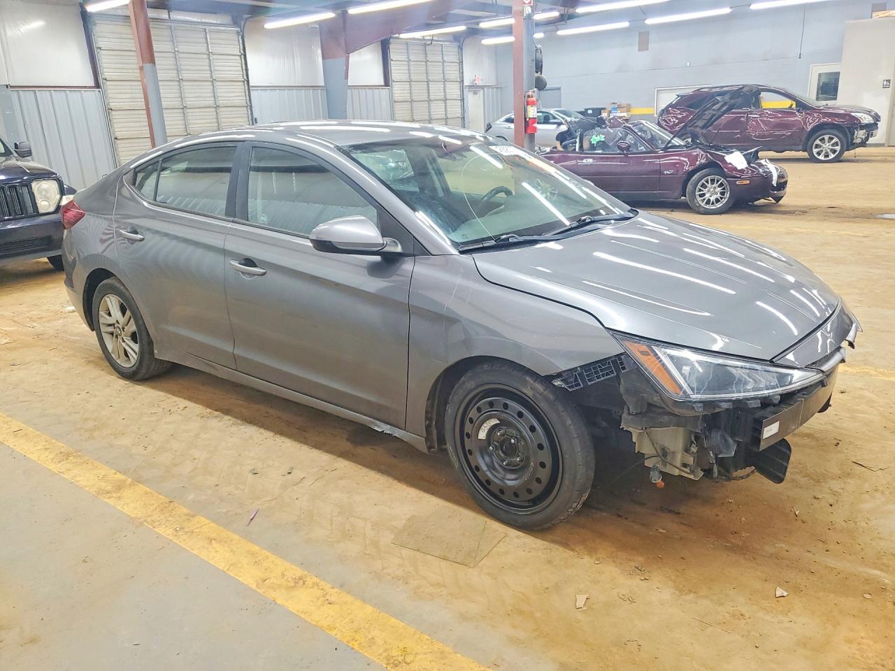 Hyundai ELANTRA Sel