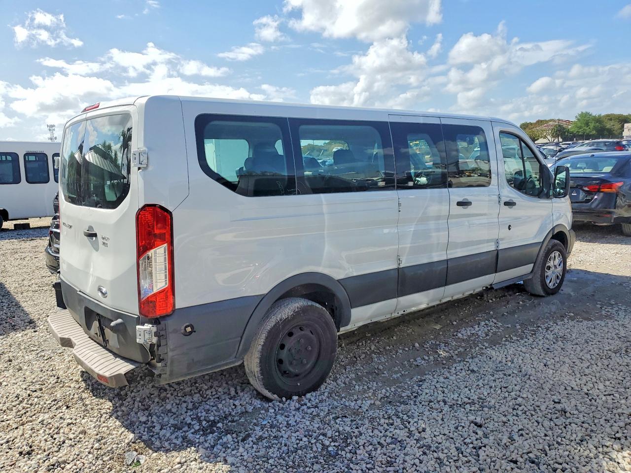 Ford Transit T-350