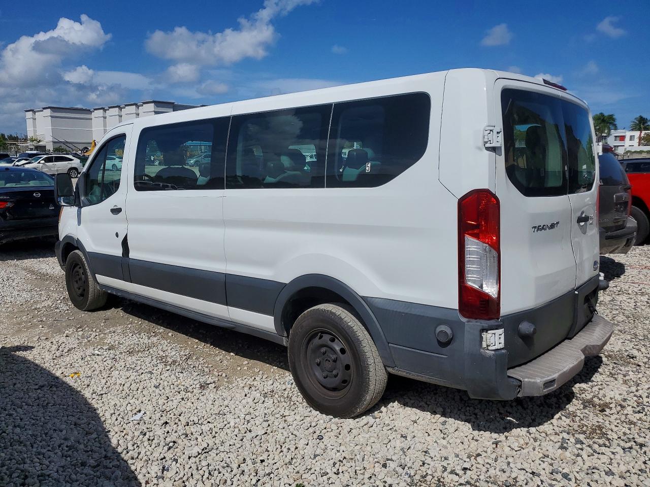 Ford Transit T-350
