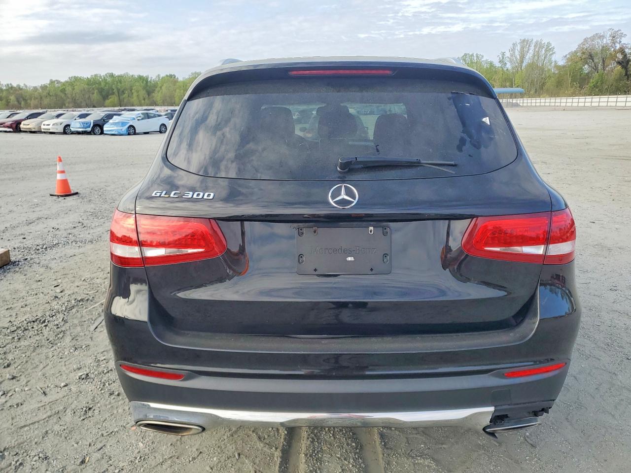 Mercedes-Benz GLC 300