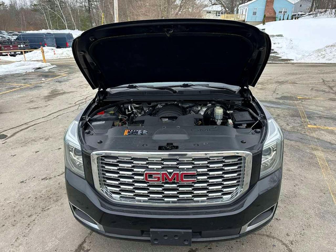 GMC Yukon Denali