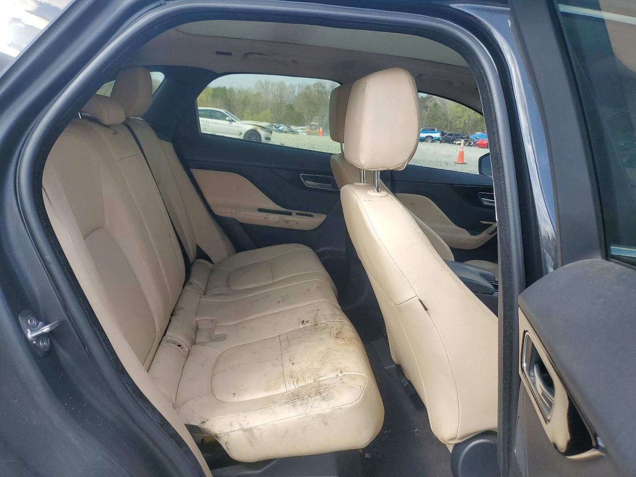 Jaguar F-PACE Premium