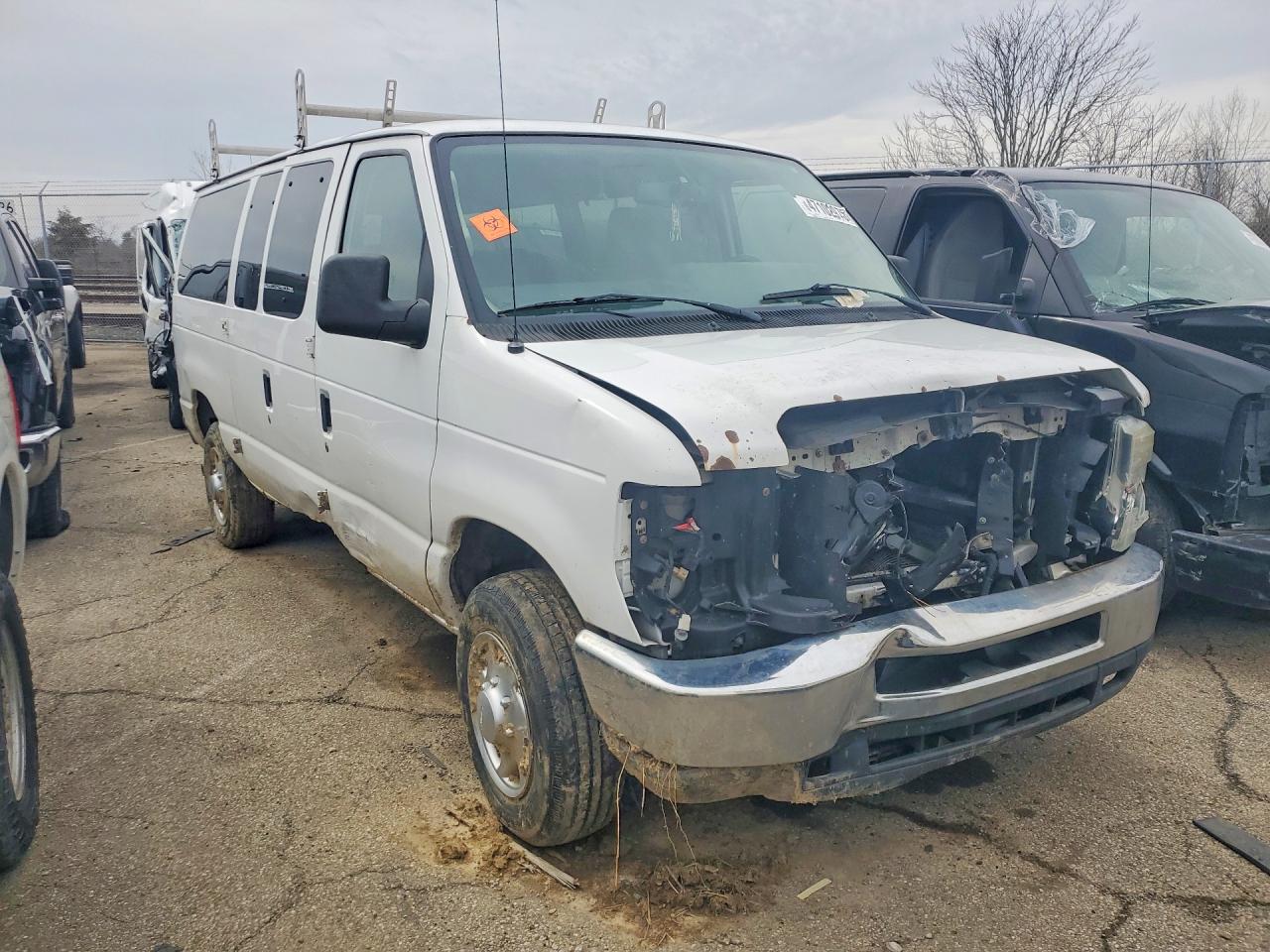 Ford Econoline E350 Super Duty Wagon
