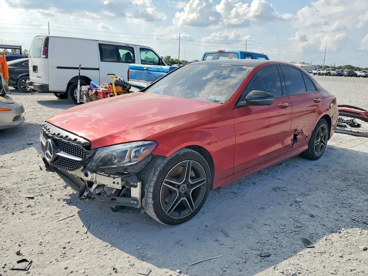 Salvage Mercedes-Benz C-Class Image