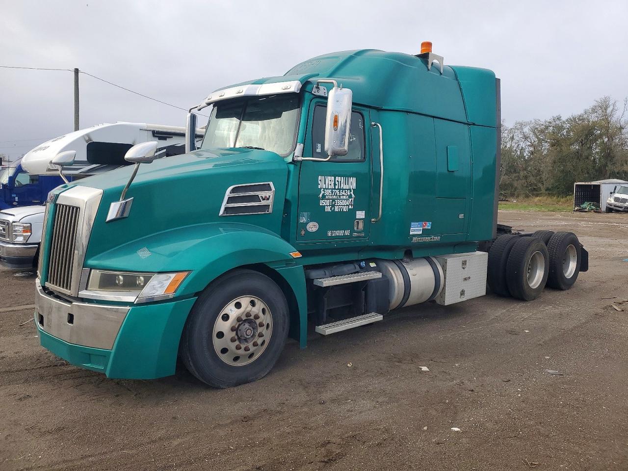Western Star Auto Car 5700