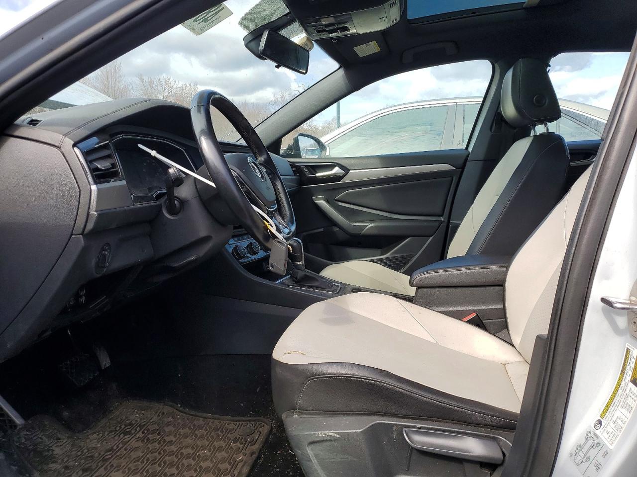 Volkswagen Jetta S