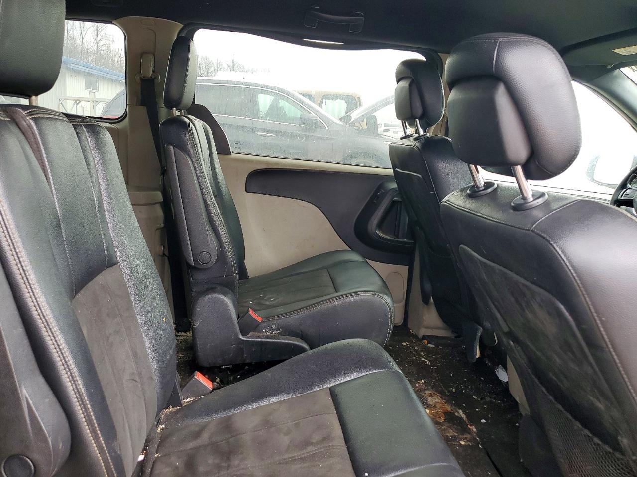 Dodge Caravan Sxt