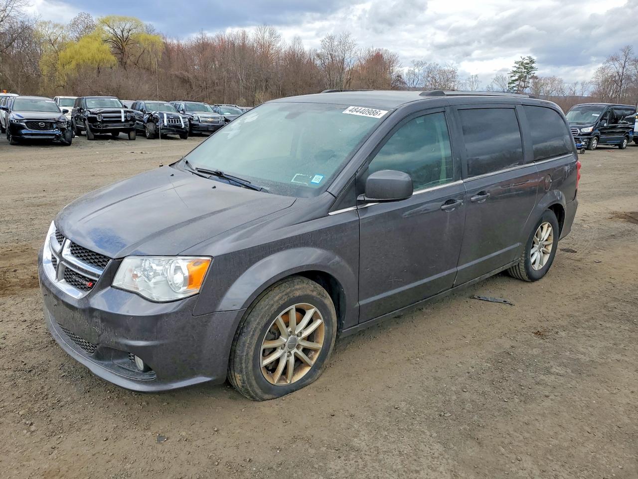 Salvage Dodge Caravan Image
