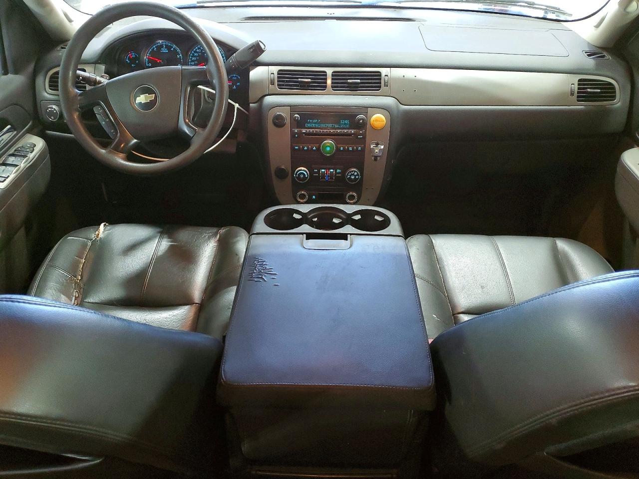 Chevrolet Suburban C1500 Ls