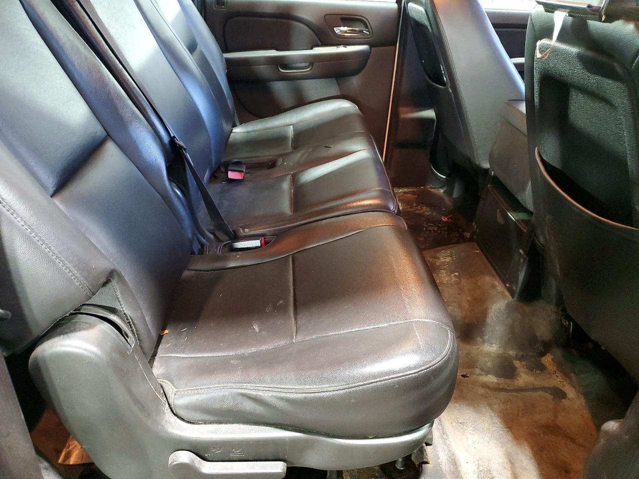 Chevrolet Suburban C1500 Ls
