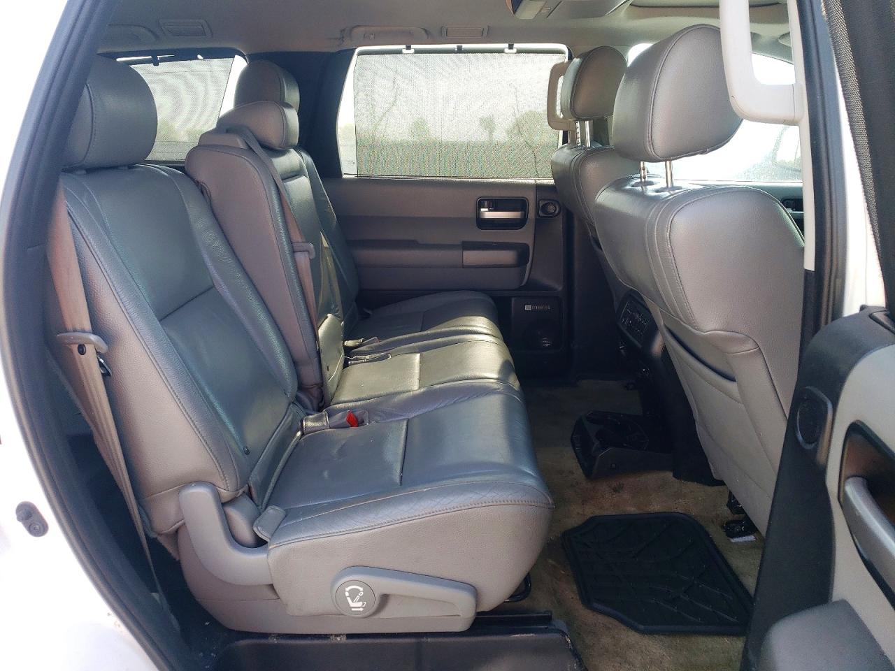 Toyota Sequoia Limited