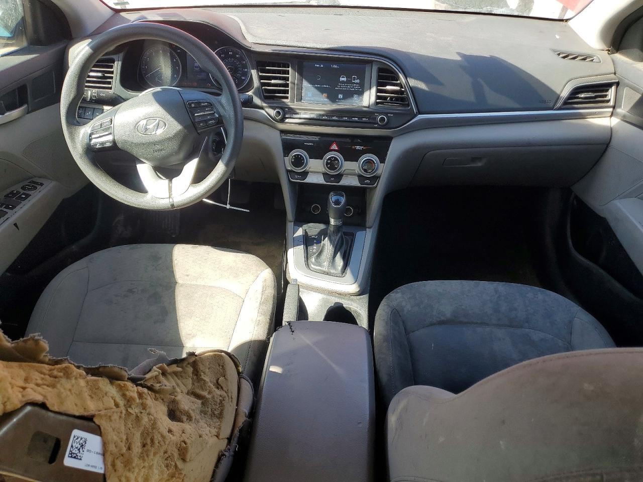 Hyundai ELANTRA Sel