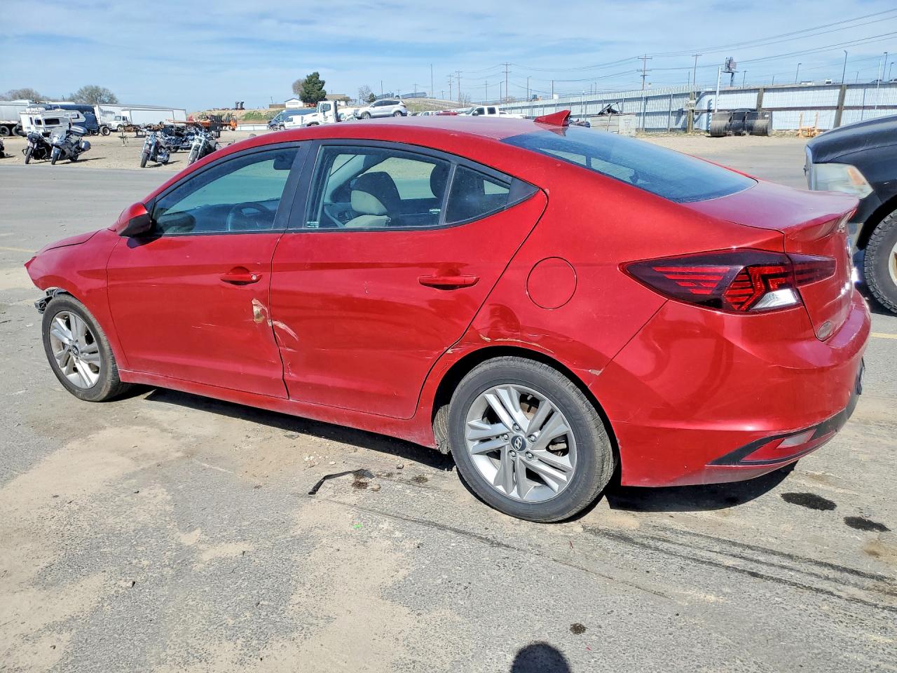 Hyundai ELANTRA Sel