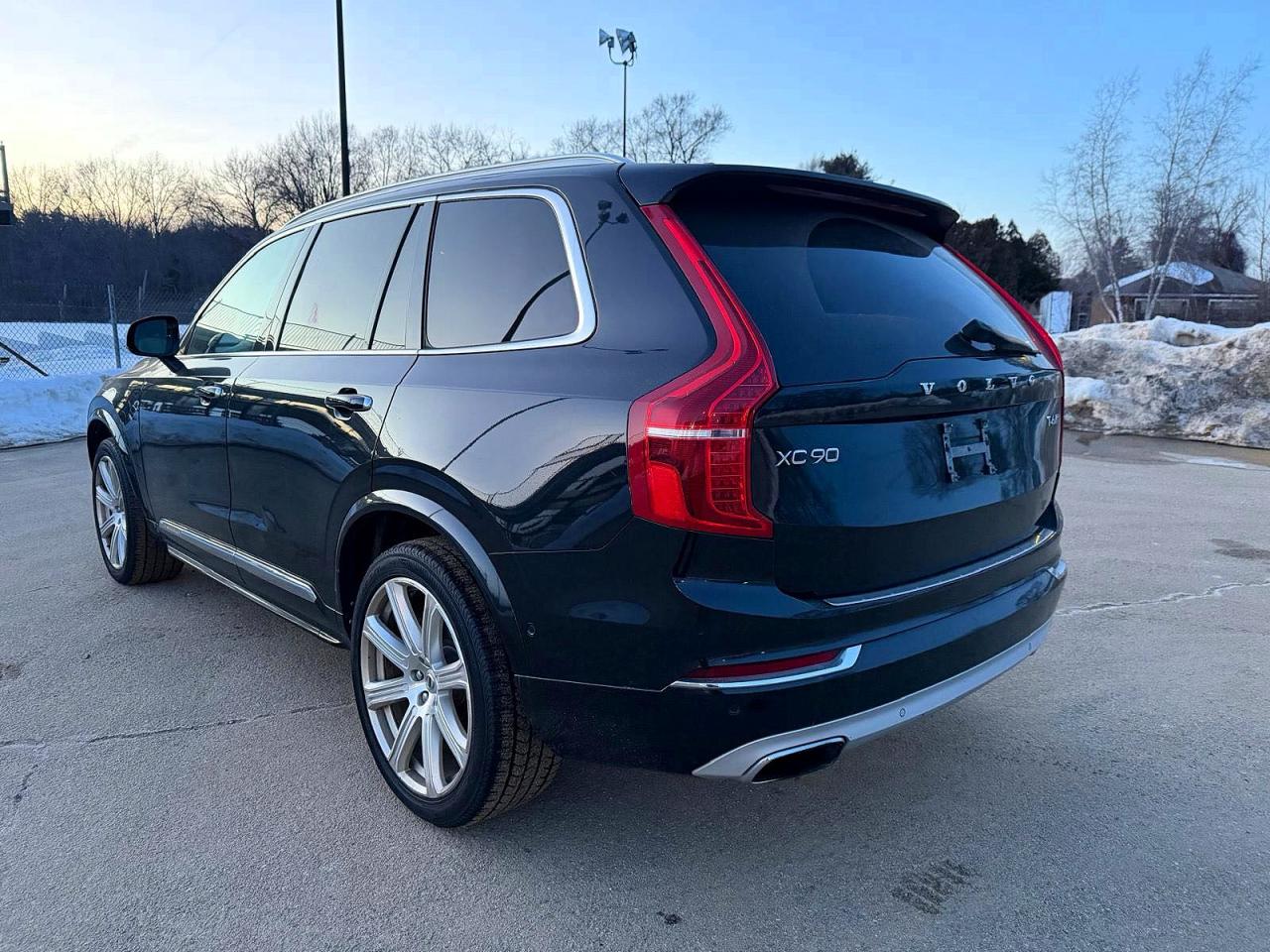 Volvo XC90 T6
