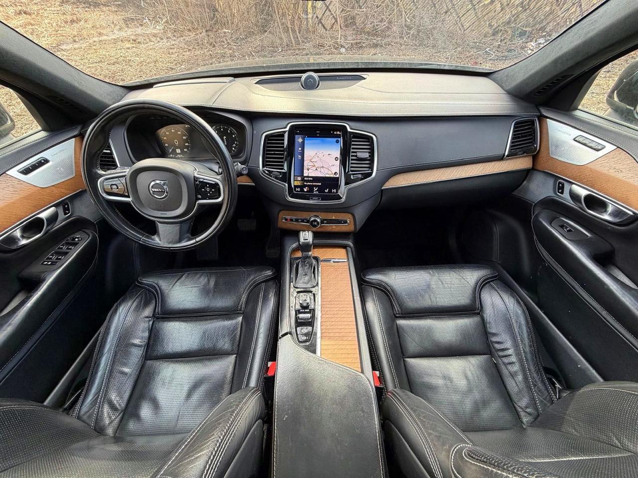 Volvo XC90 T6