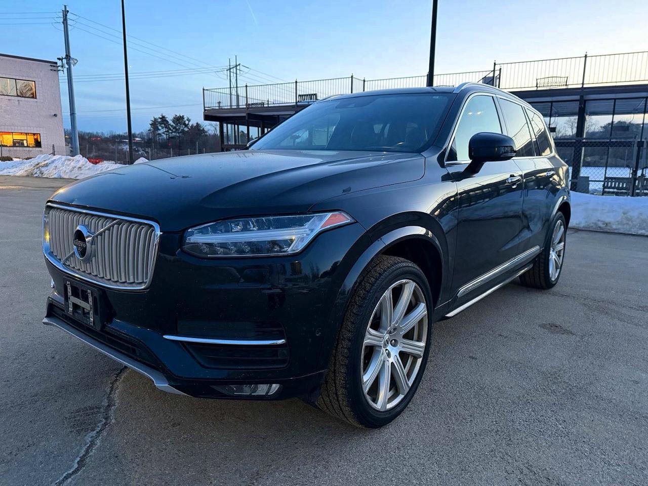 Volvo XC90 T6